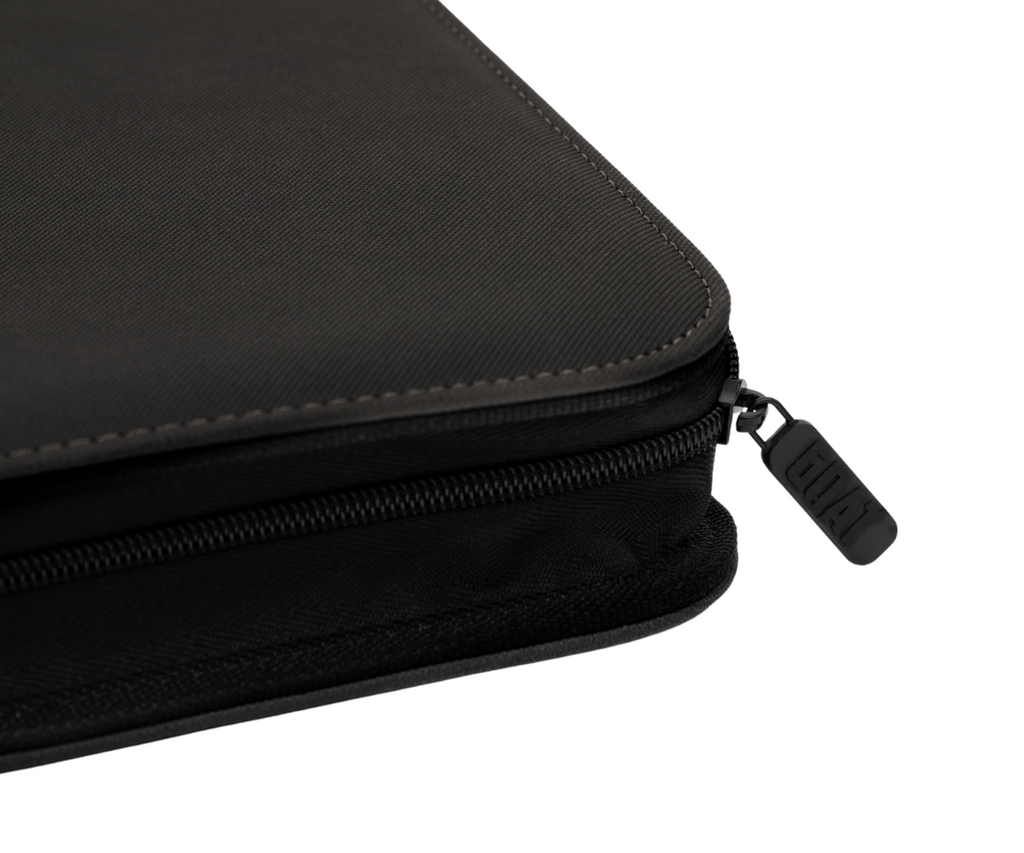 9-Pocket Toploader Zipper Binder – Holds 288 Toploaders – view 4