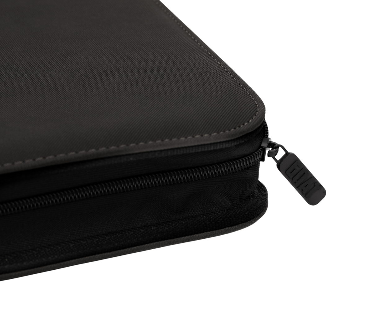 9-Pocket Toploader Zipper Binder – Holds 288 Toploaders – view 4